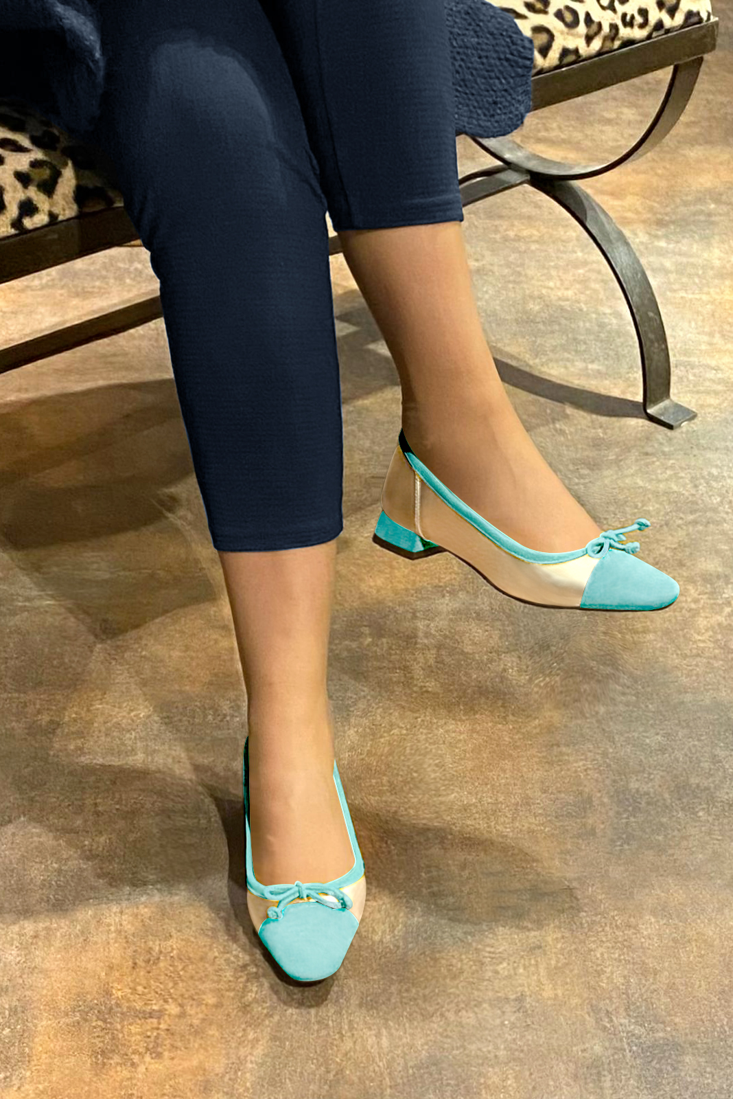 Aquamarine blue and gold women's ballet pumps, with low heels. Square toe. Flat flare heels. Worn view - Florence KOOIJMAN